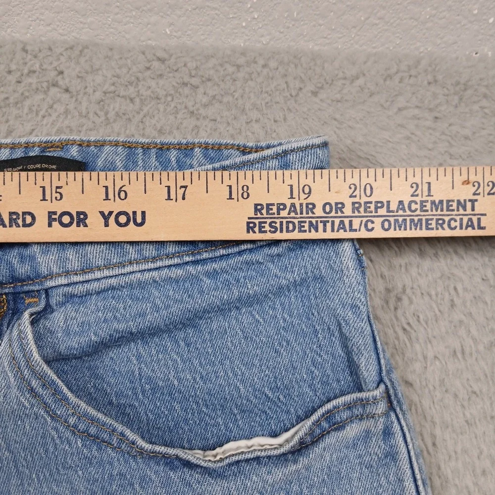 Dockers Jeans Mens 40x32 Light‎ Wash Blue Denim Straight Fit